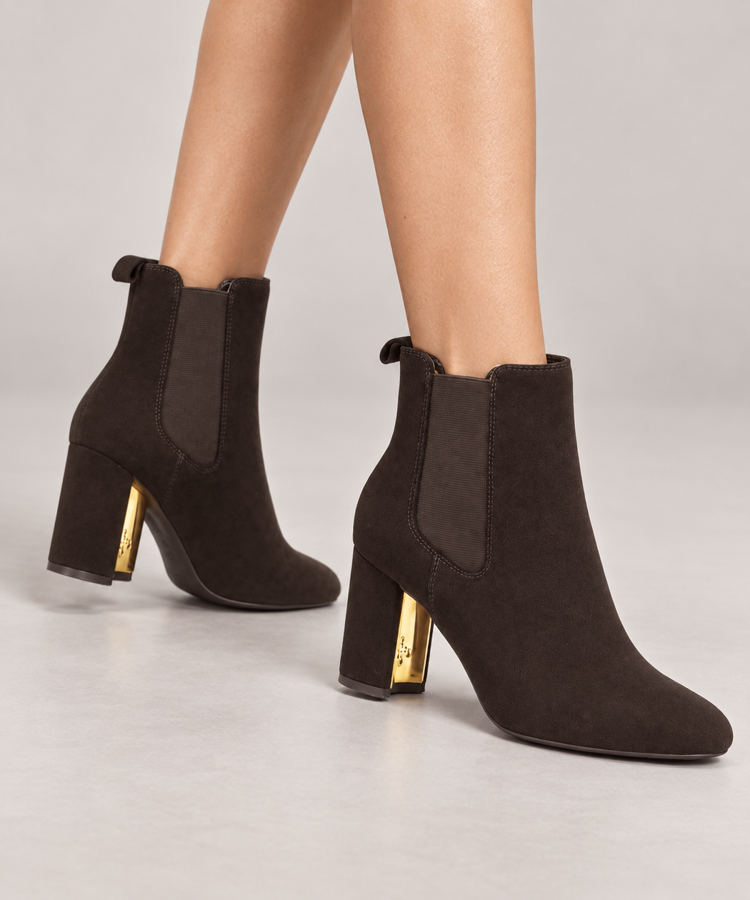 Guess brown suede boots flffiesue10