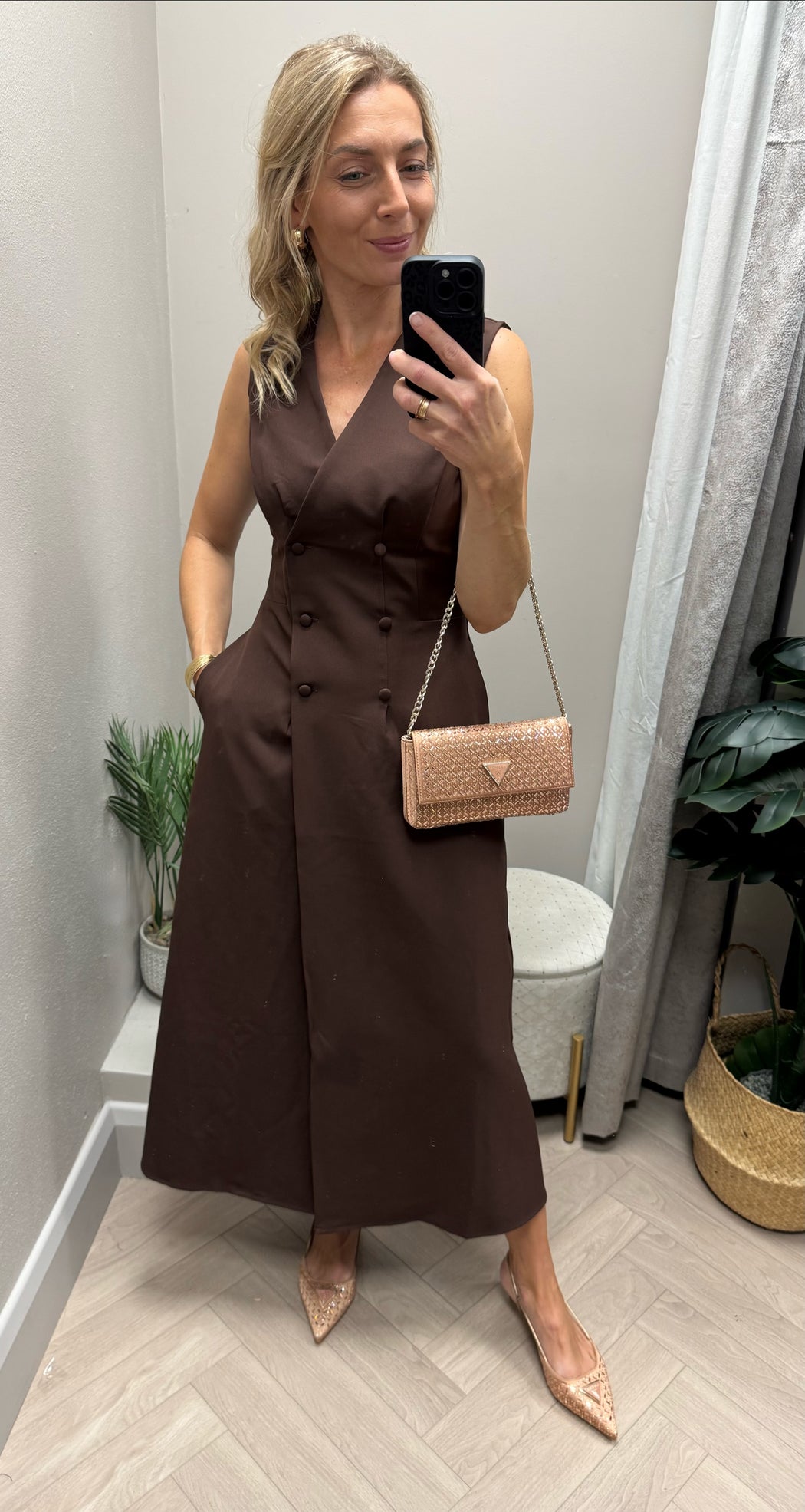 Hazel Tailored Sleeveless Midi Dress Brown