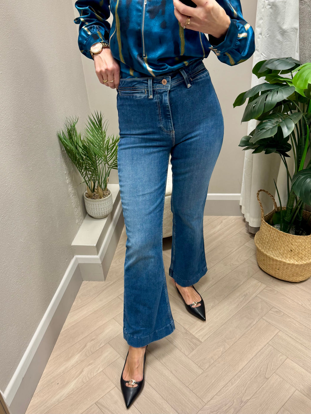 Guess Valerie Wide Leg jeans W5YA74D5PY3