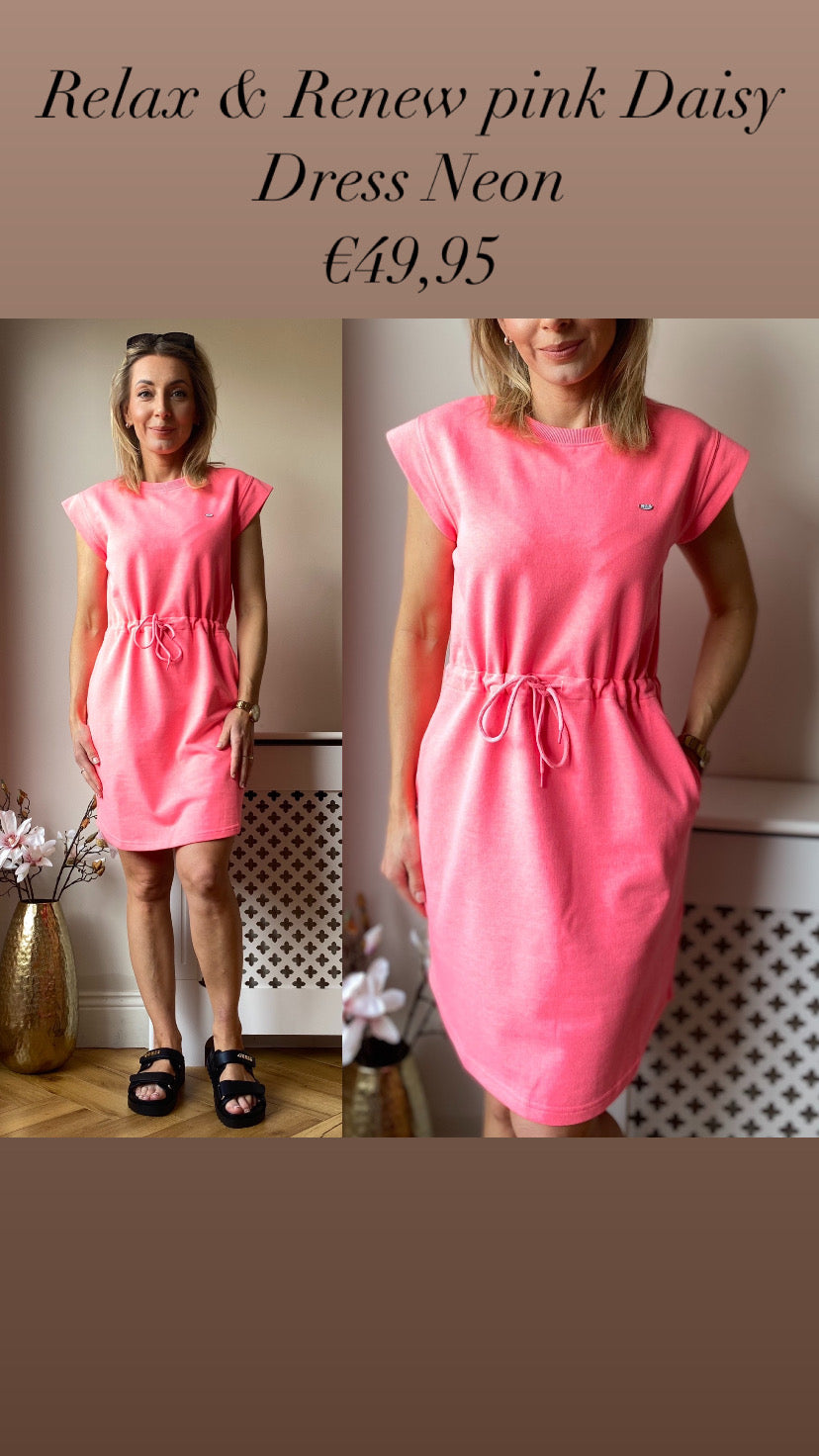 Relax & Renew pink Daisy
Dress Neon