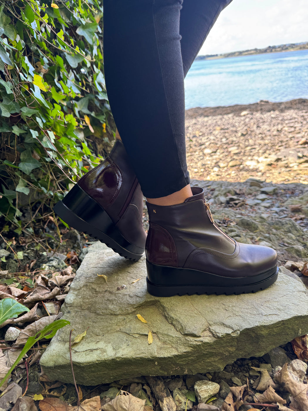 Pottery damson boots