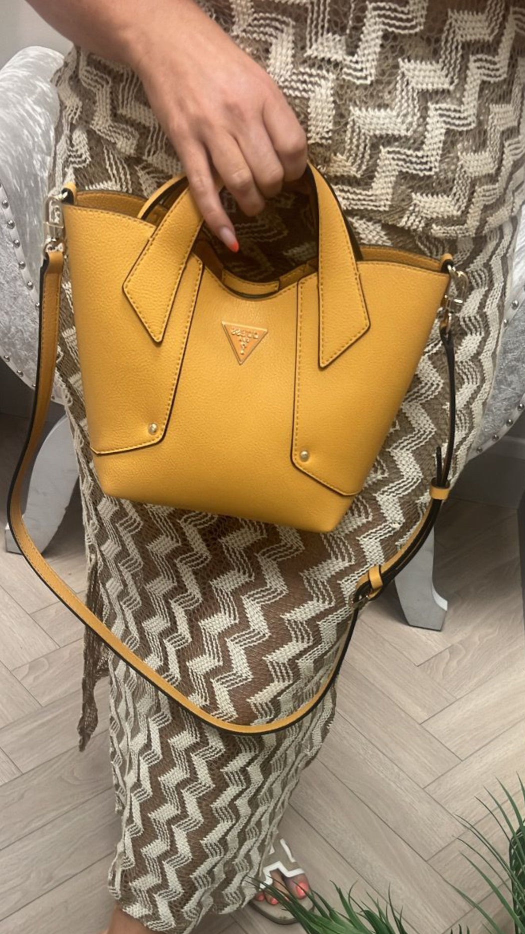 Guess amber darcy mini bg991475