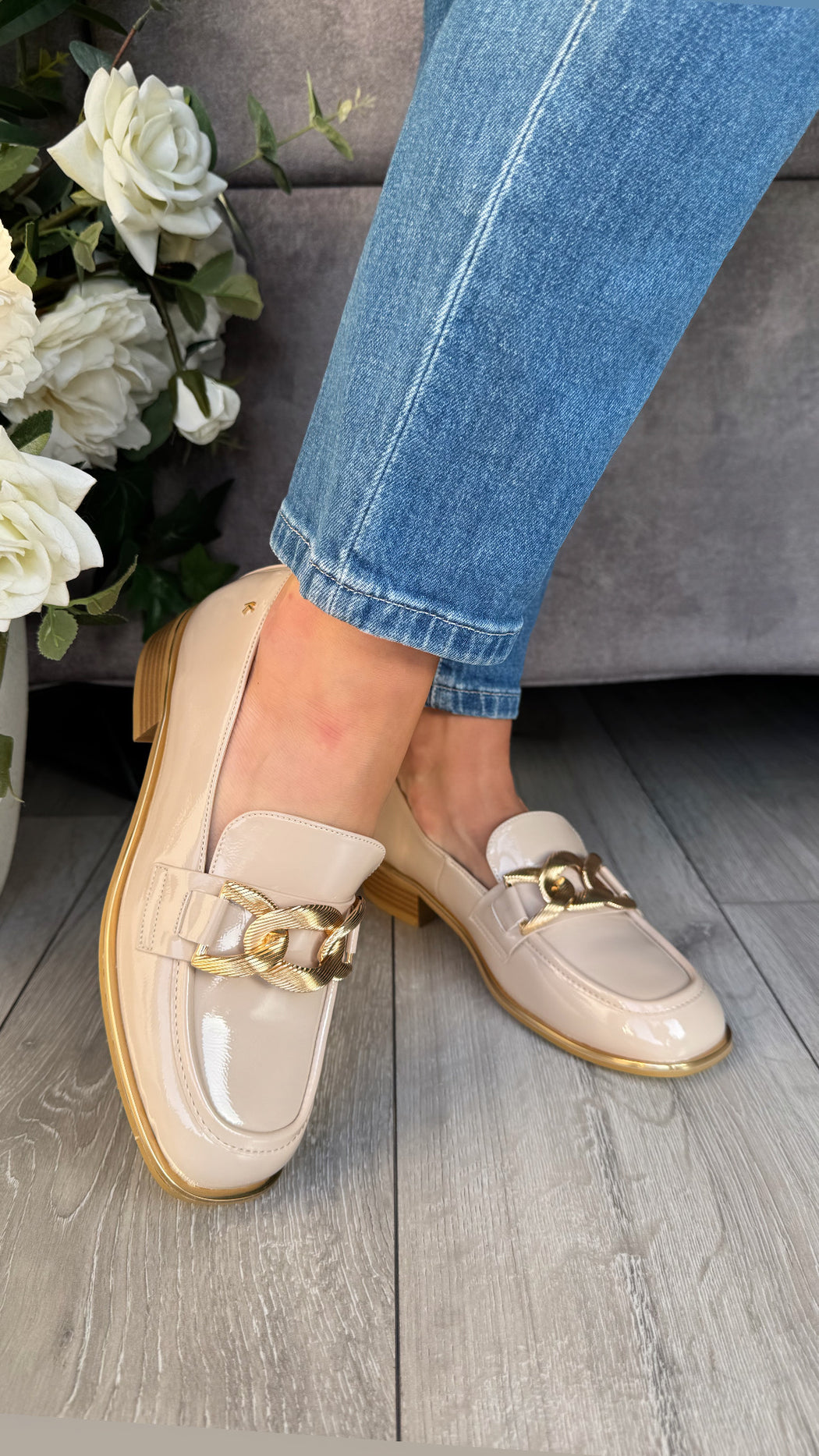 Thames est Blush Loafer