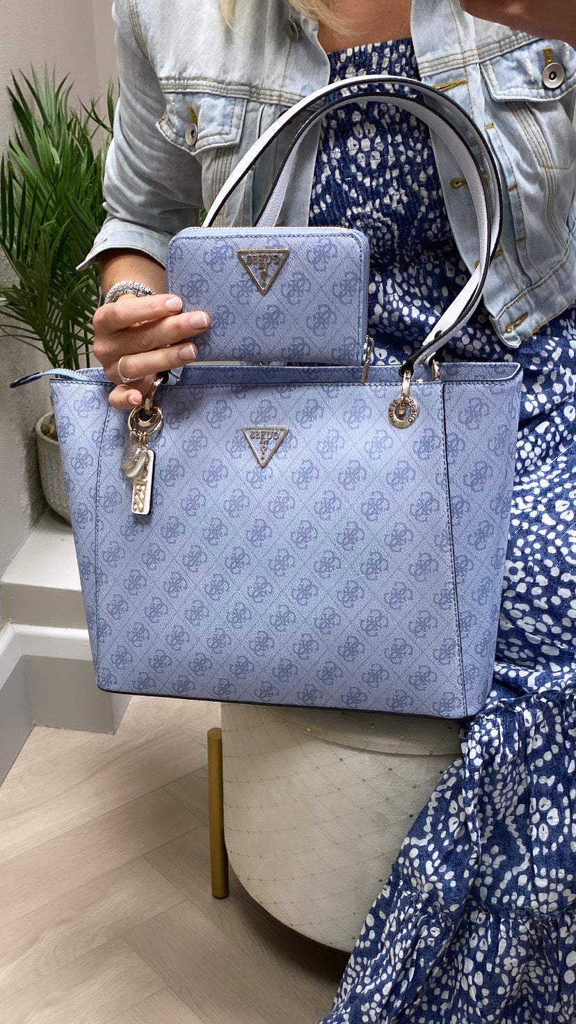 Light blue guess purse sale