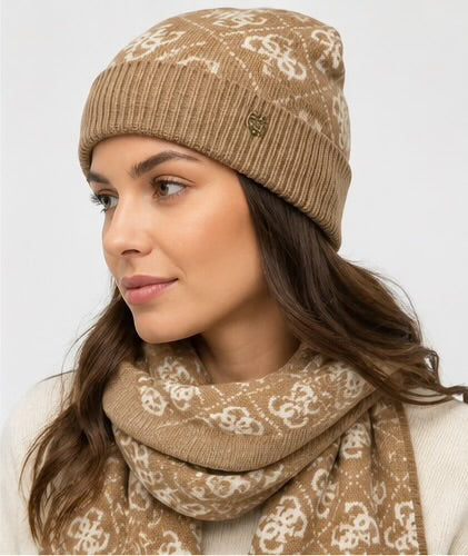 Guess Hat & Scarf Gift Set in TAUPE. GFBOXWP6401 - LOU