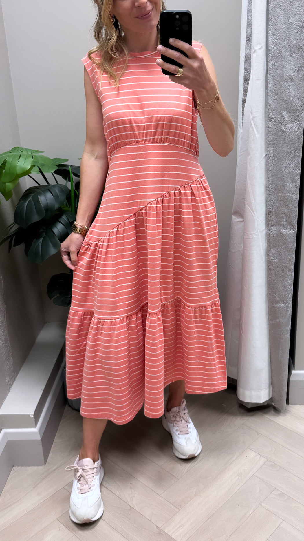 Effie Dress Coral
