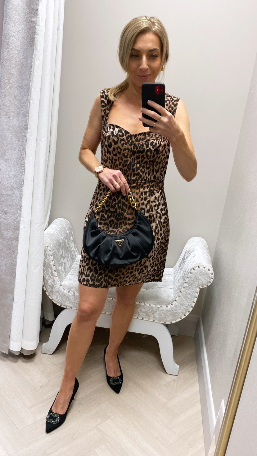 W4bk93wglj2 guess leopard mini dress