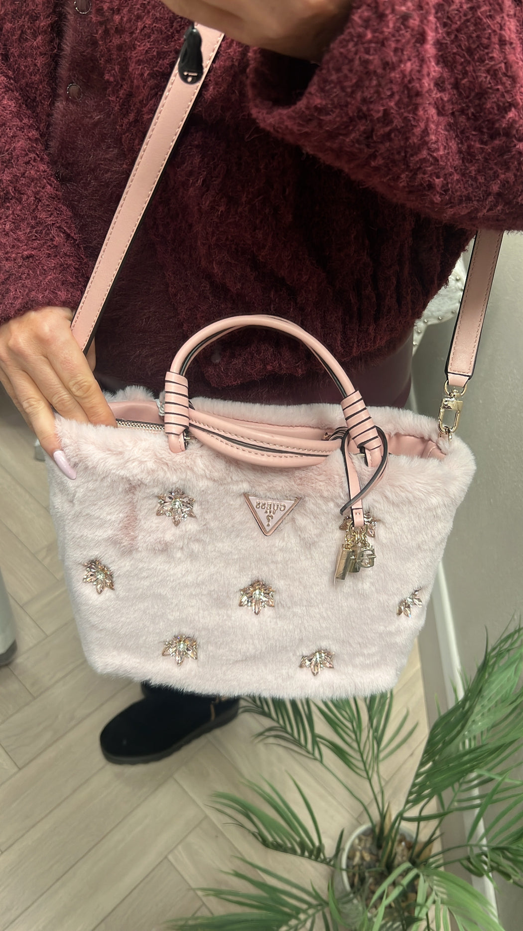 Guess pink rhinestone shaida bag we814322