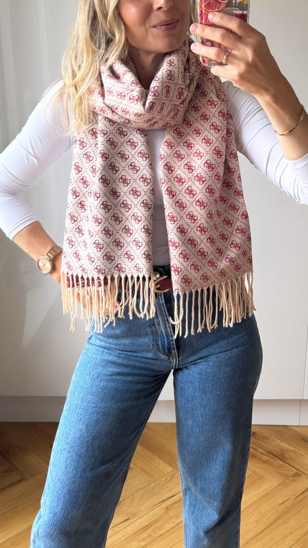 Guess reversible wine logo scarf aw5663vis03
