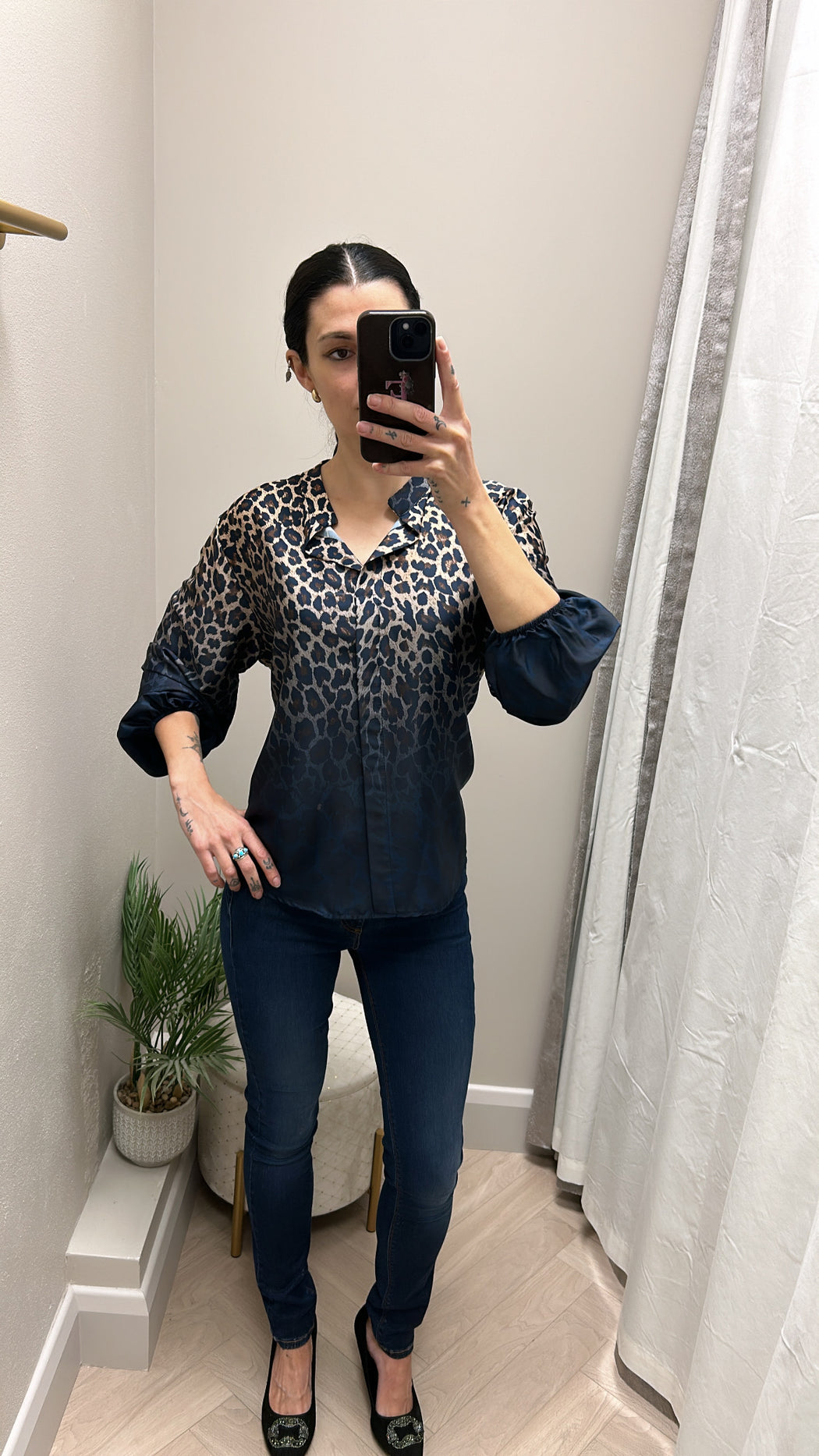 Vela blue leopard print shirt