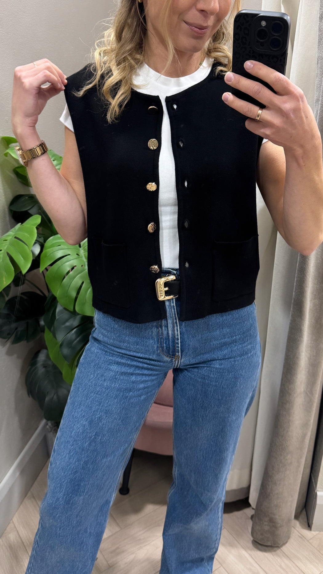 Hallow  black sleeveless