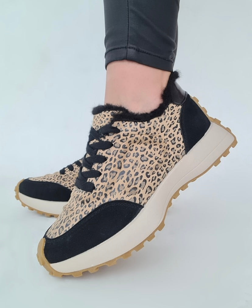 Dabin creamlop leopard runners