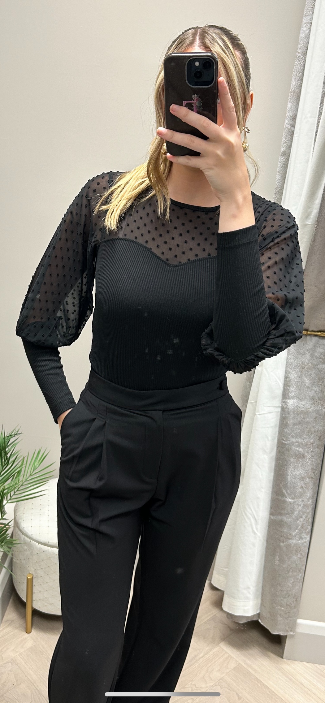 Chicago black mesh top