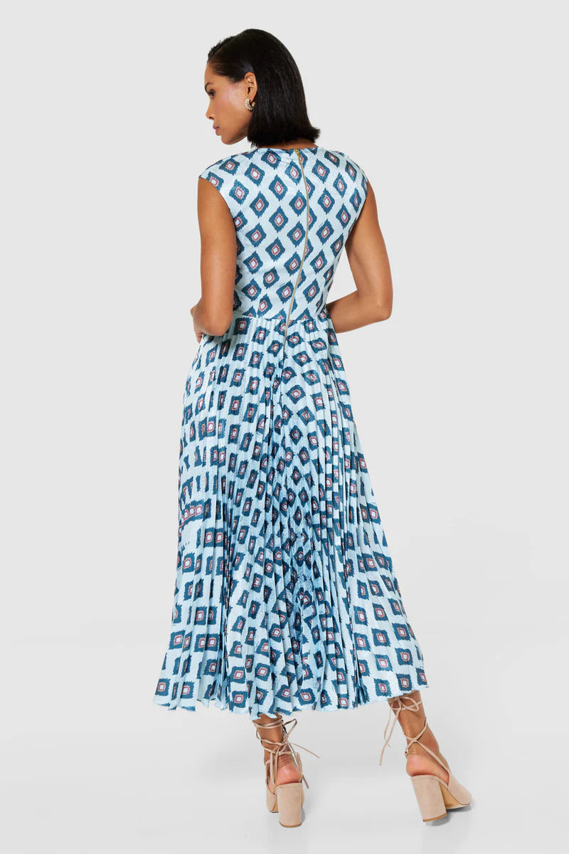 D9998 closet blue pleated twist dress