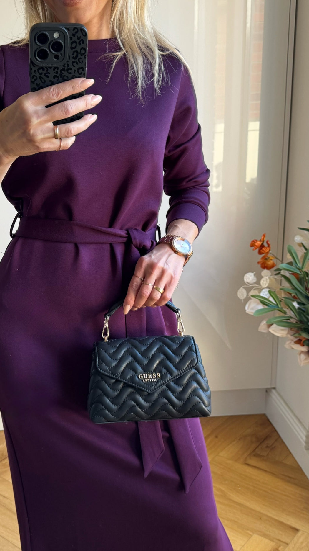 Guess Black MELISANDRA Mini Bag. QG965378