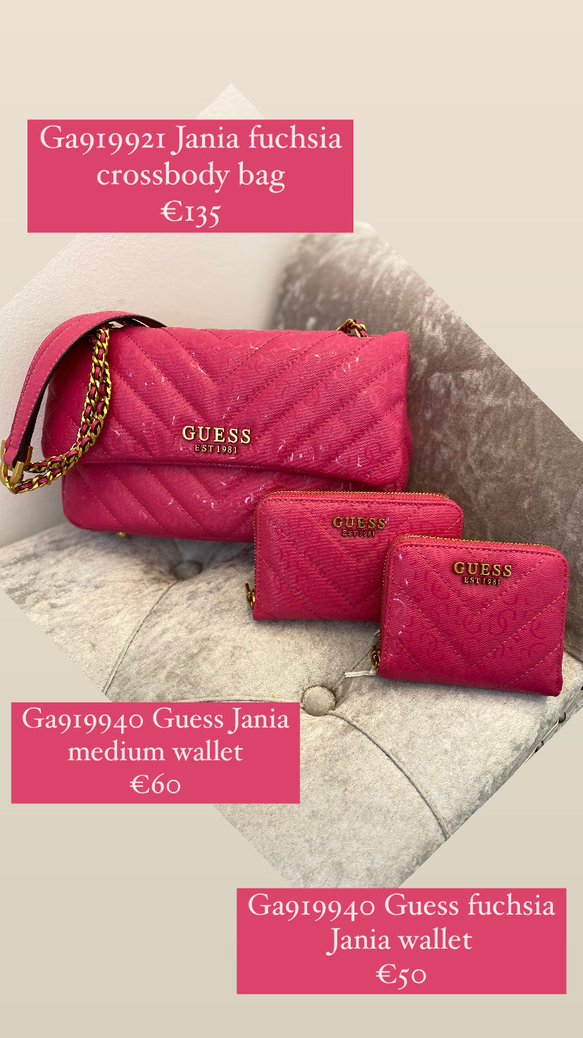 Ga919940 Guess Jania medium wallet