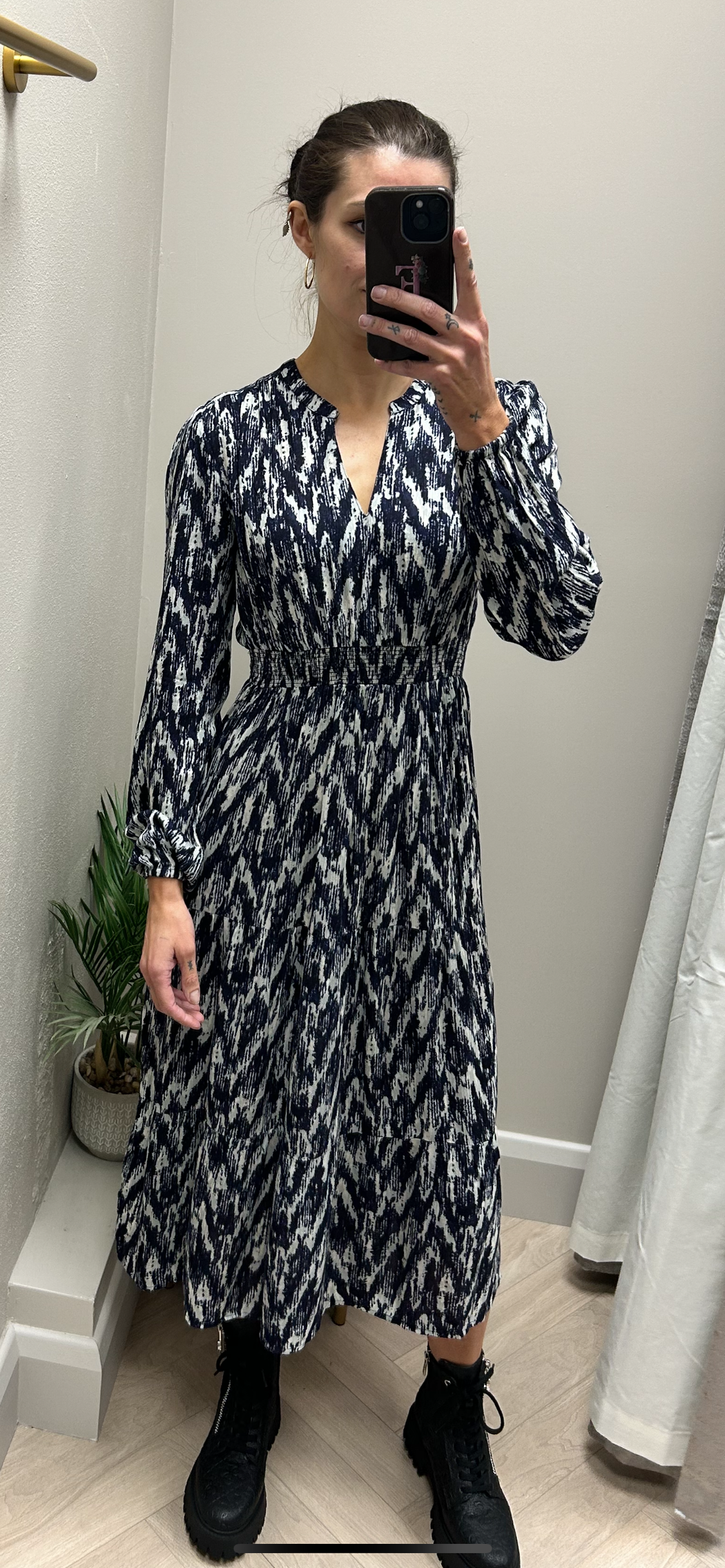 Vulca navy print midi