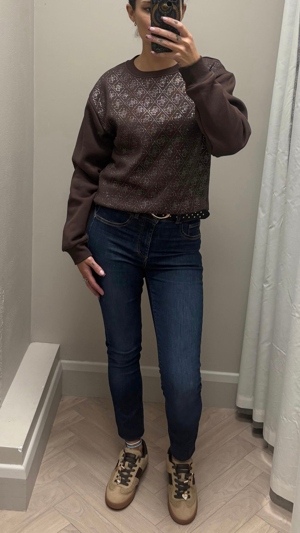 Guess brown  all over logo sweater w6bq14k6060