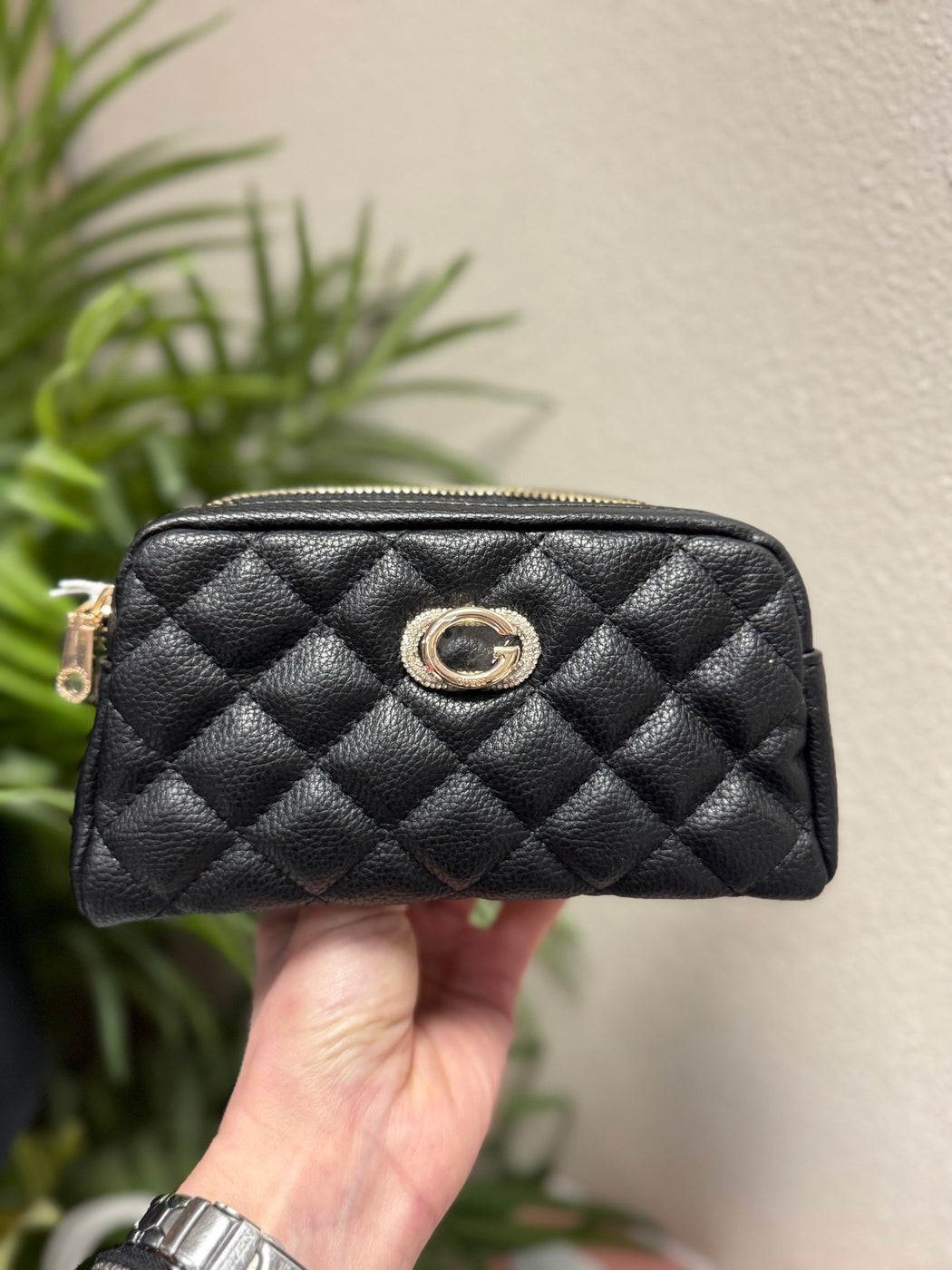 Guess cosmetic purse pw7549p5436