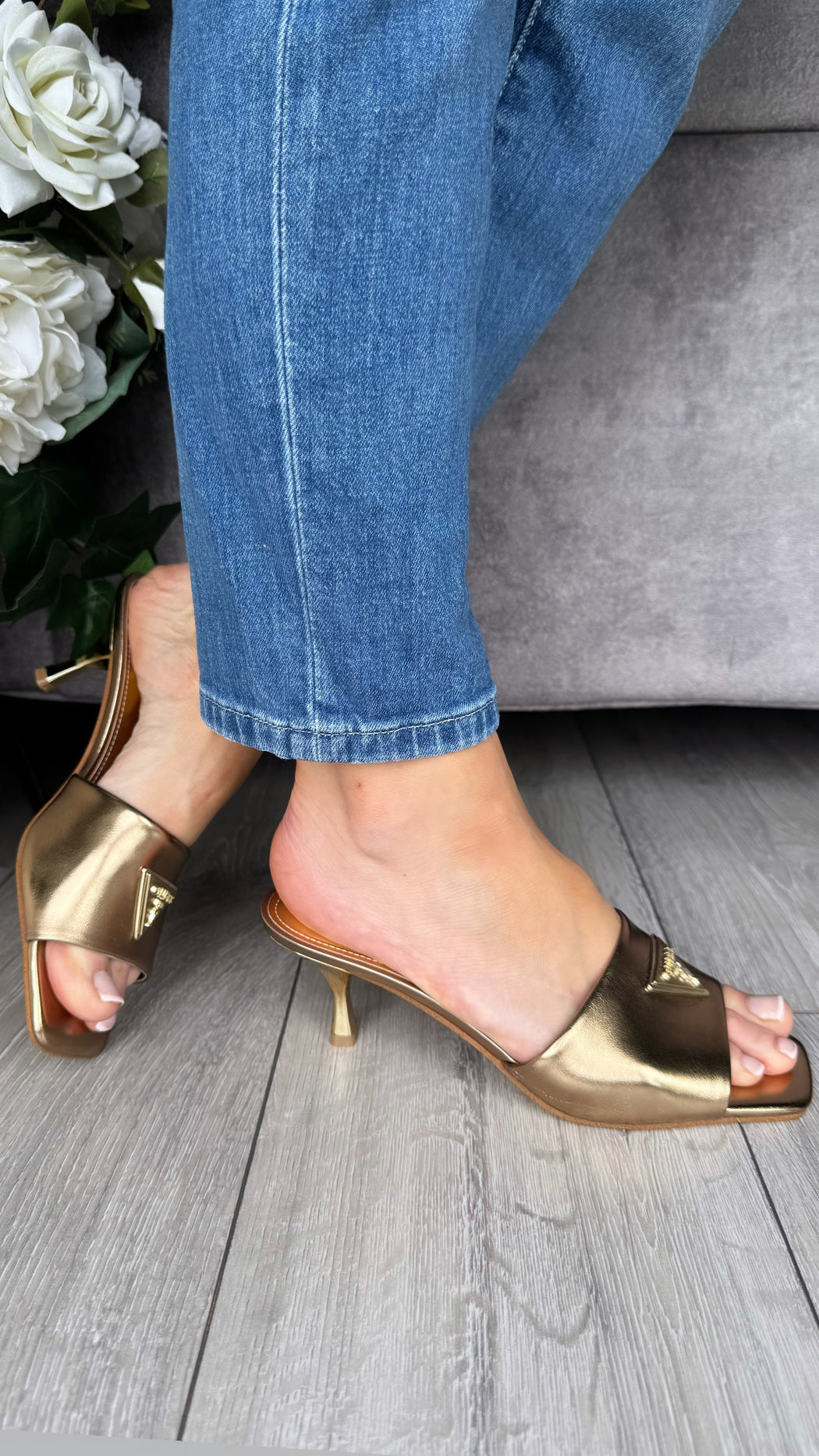 Guess bronze kitten heel mule FLJLUSLEL03