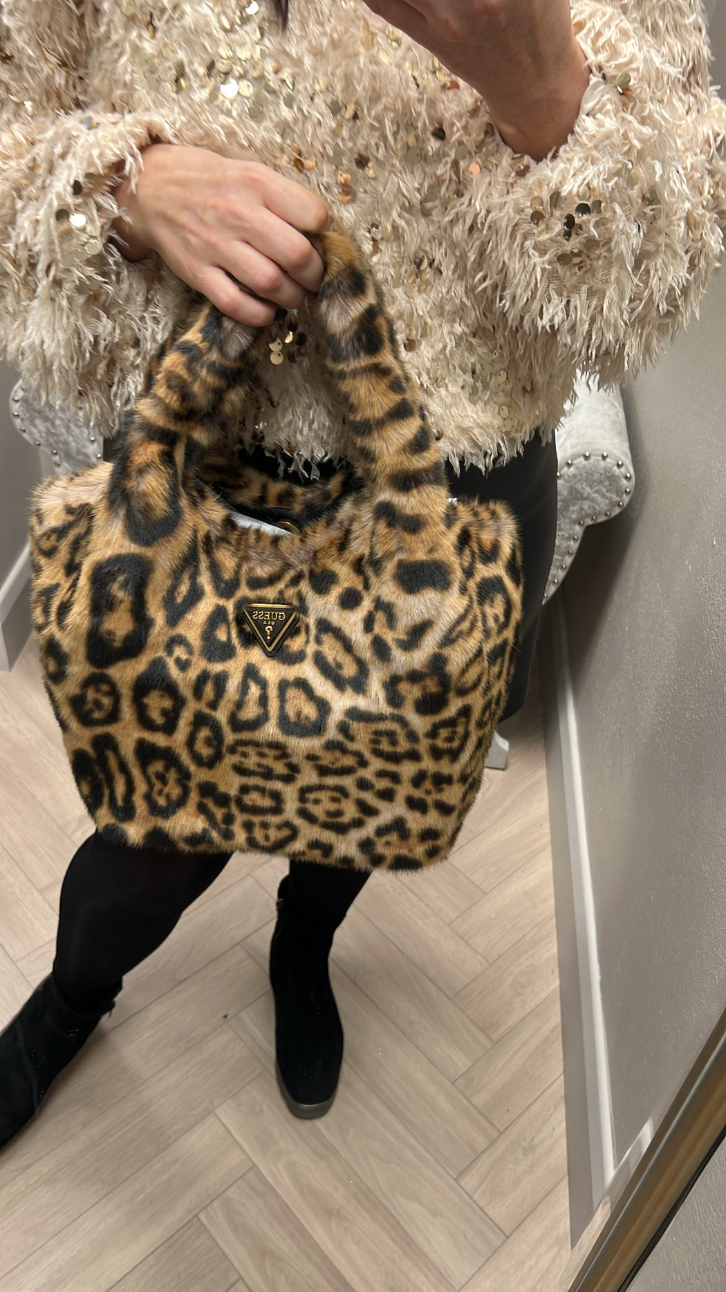 Samia guess faux fur leopard bag lb935522