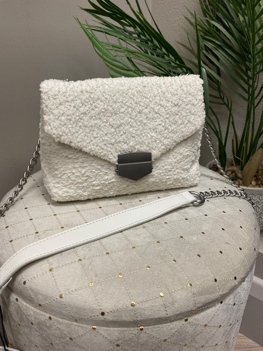 Lily cream bag