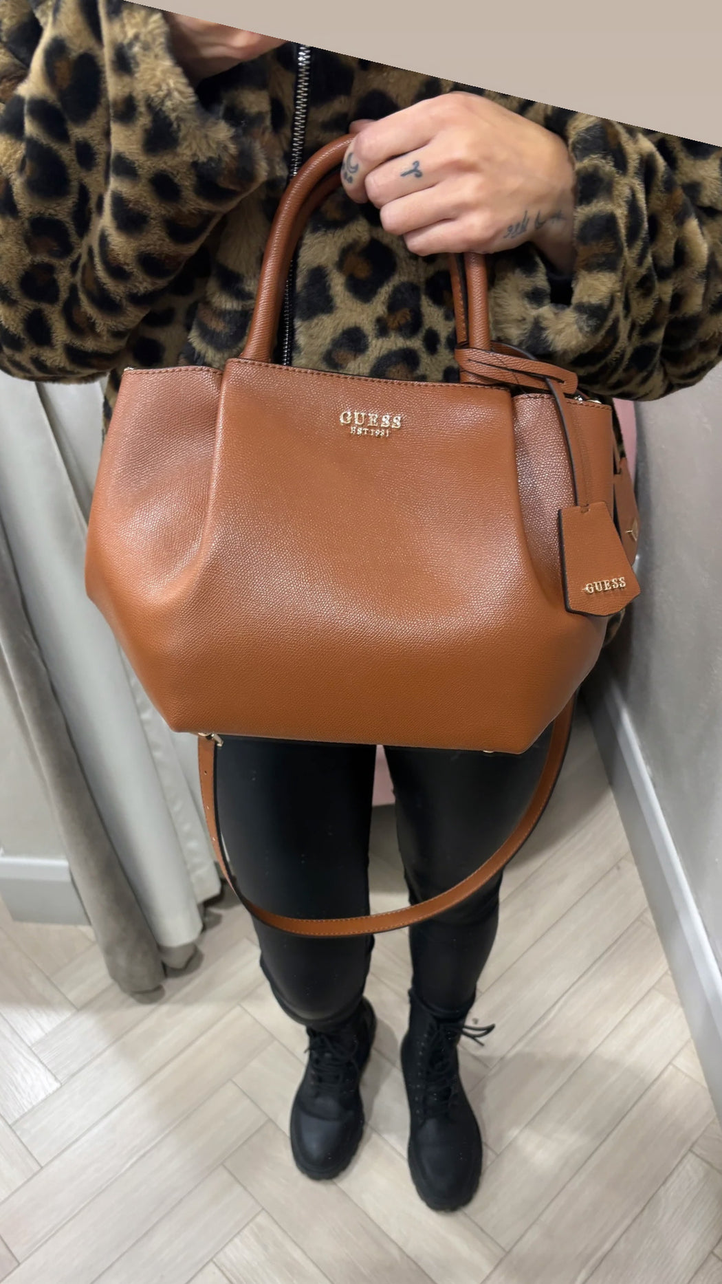 Guess Cognac AMORETTE Bag. BG789806