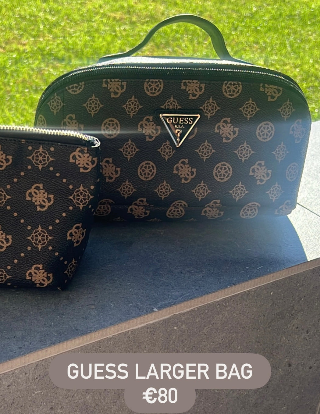 Hp7452067 guess wilder cosmetic bag