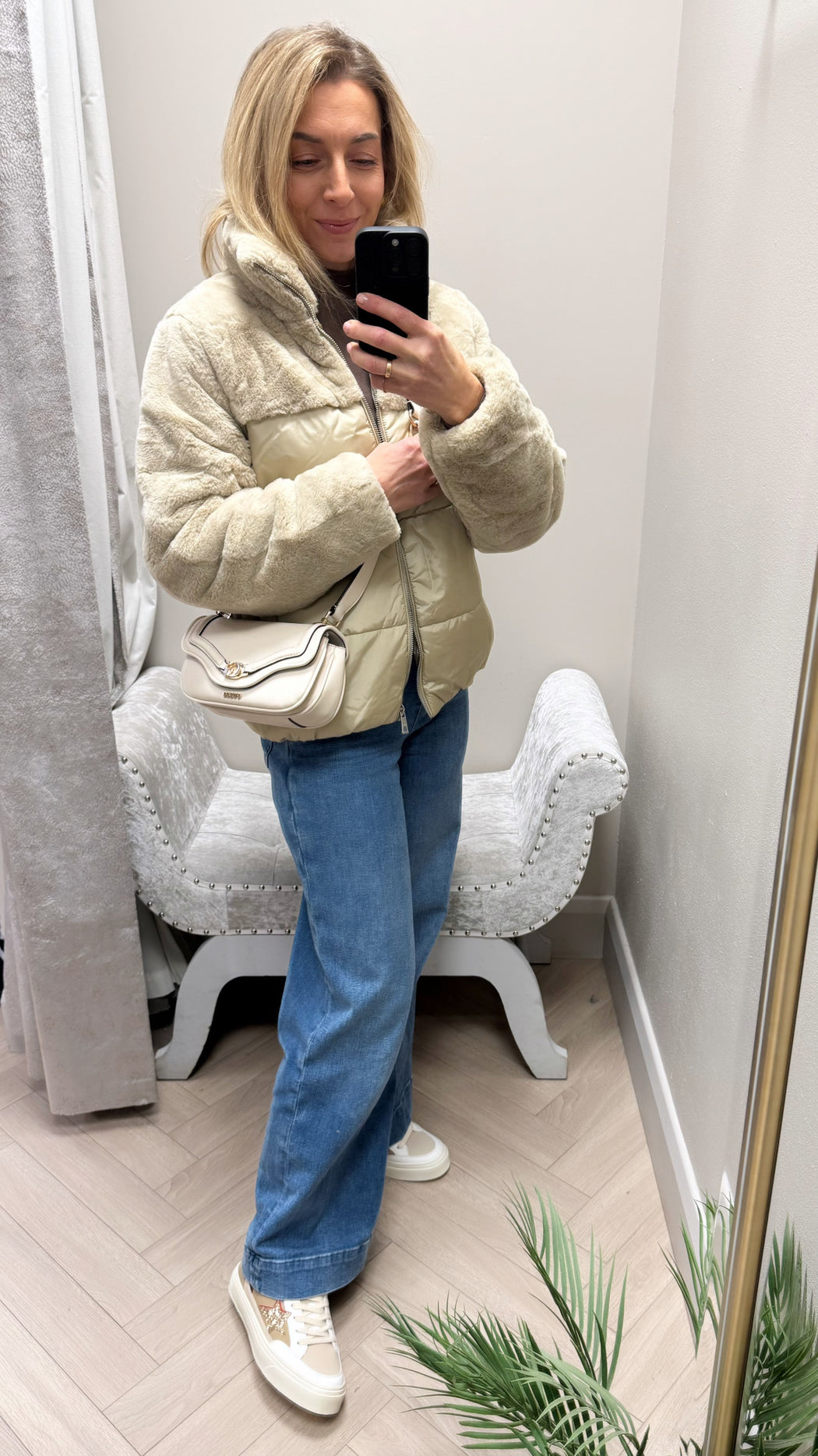Popperes beige jacket