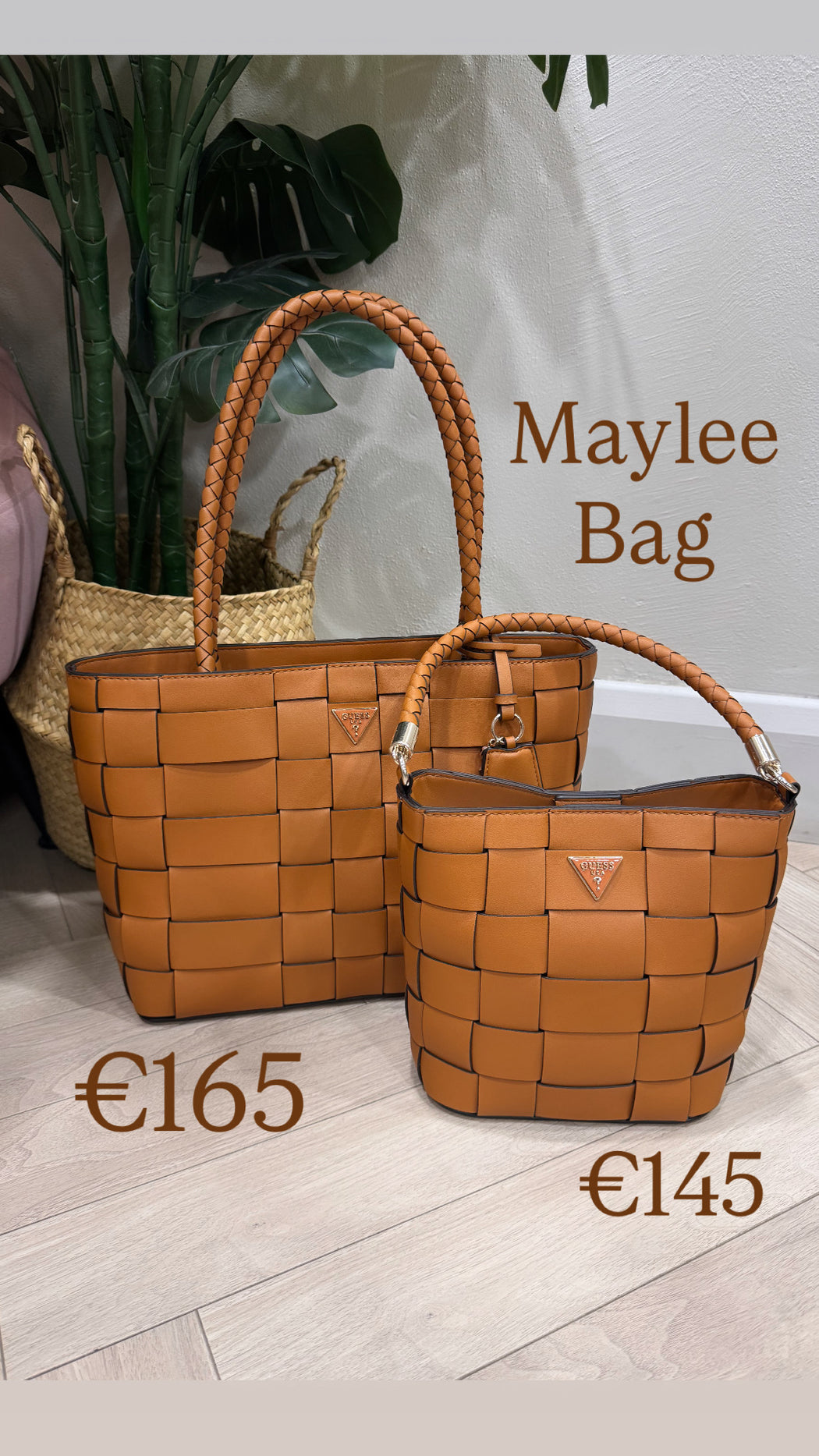 Guess Caramel MAYLEE bag. WG966103