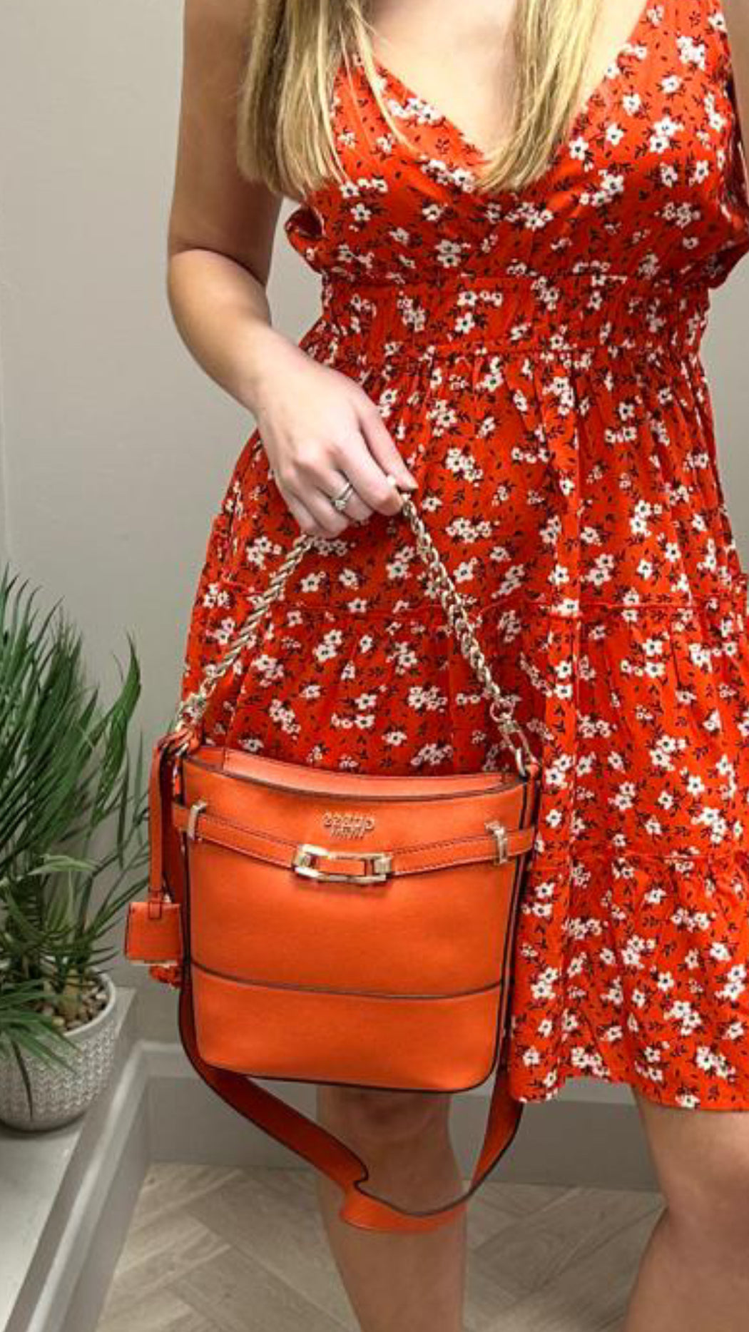Guess orange silvye crossbody bag BG952704