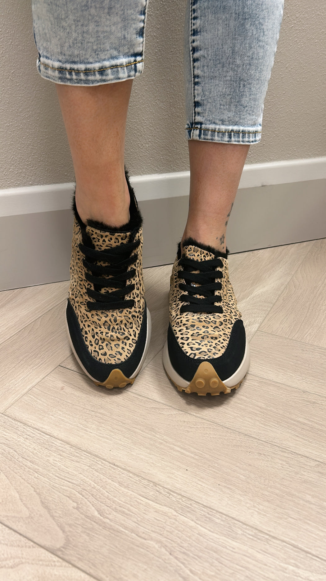 Dabin creamlop leopard runners