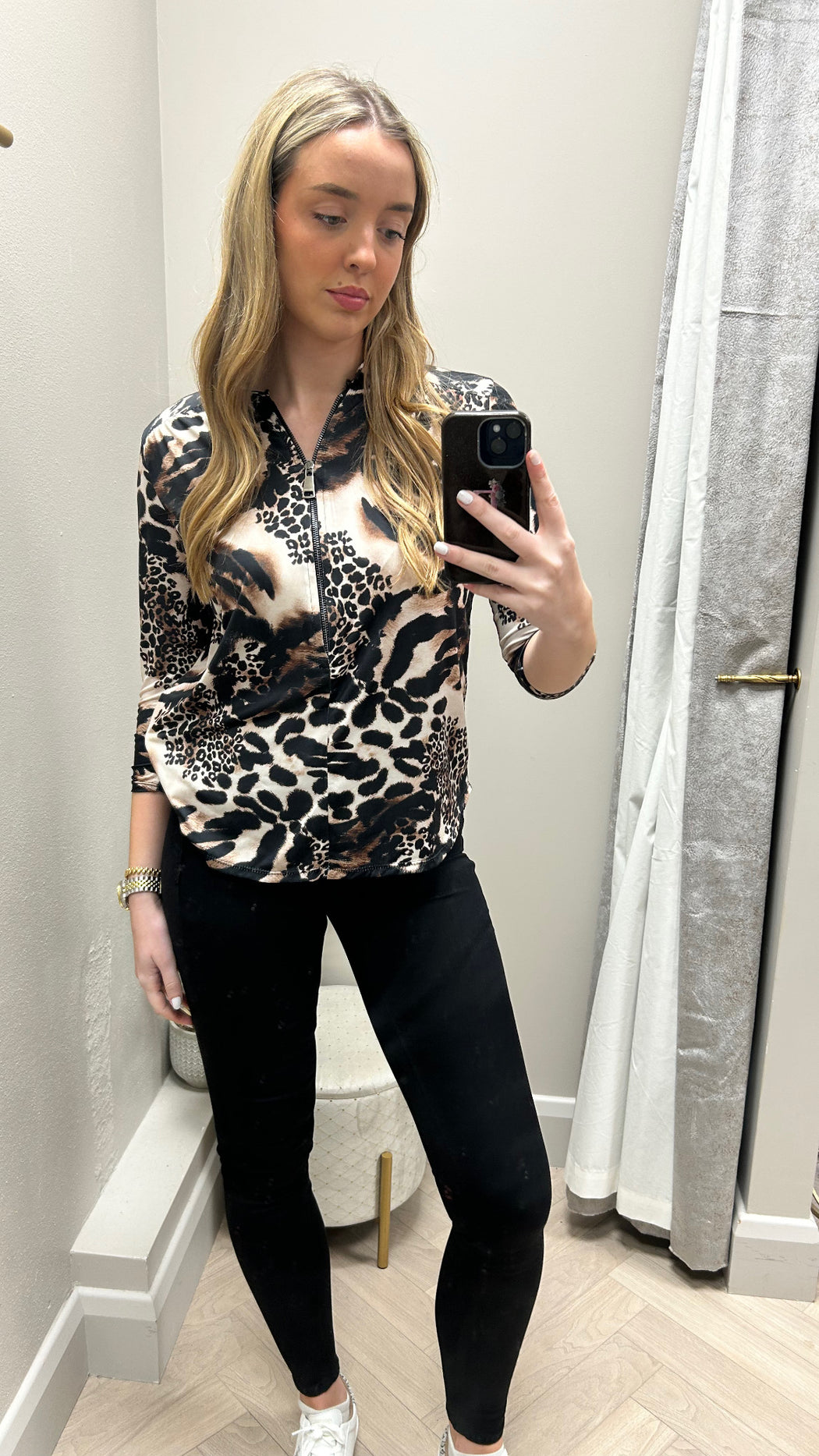 Leopard zip top