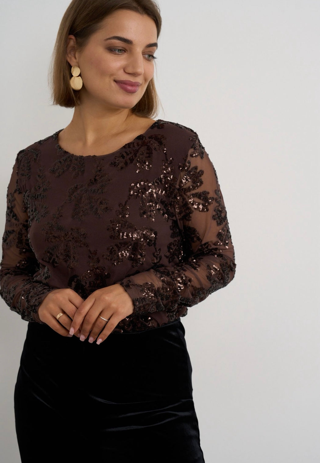 Brown signet sequinned top