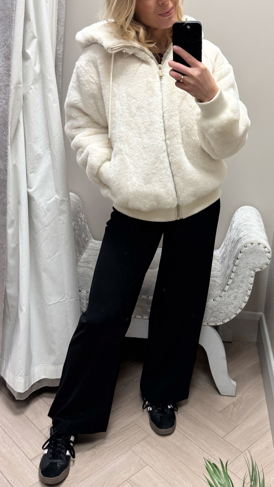 Guess snow  lucrezia faux fur jacket w5bl66w3890