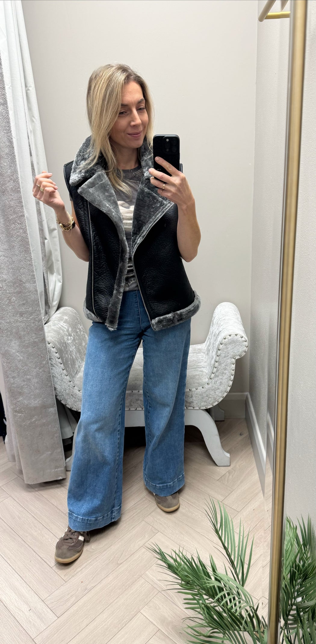 Icy gilet