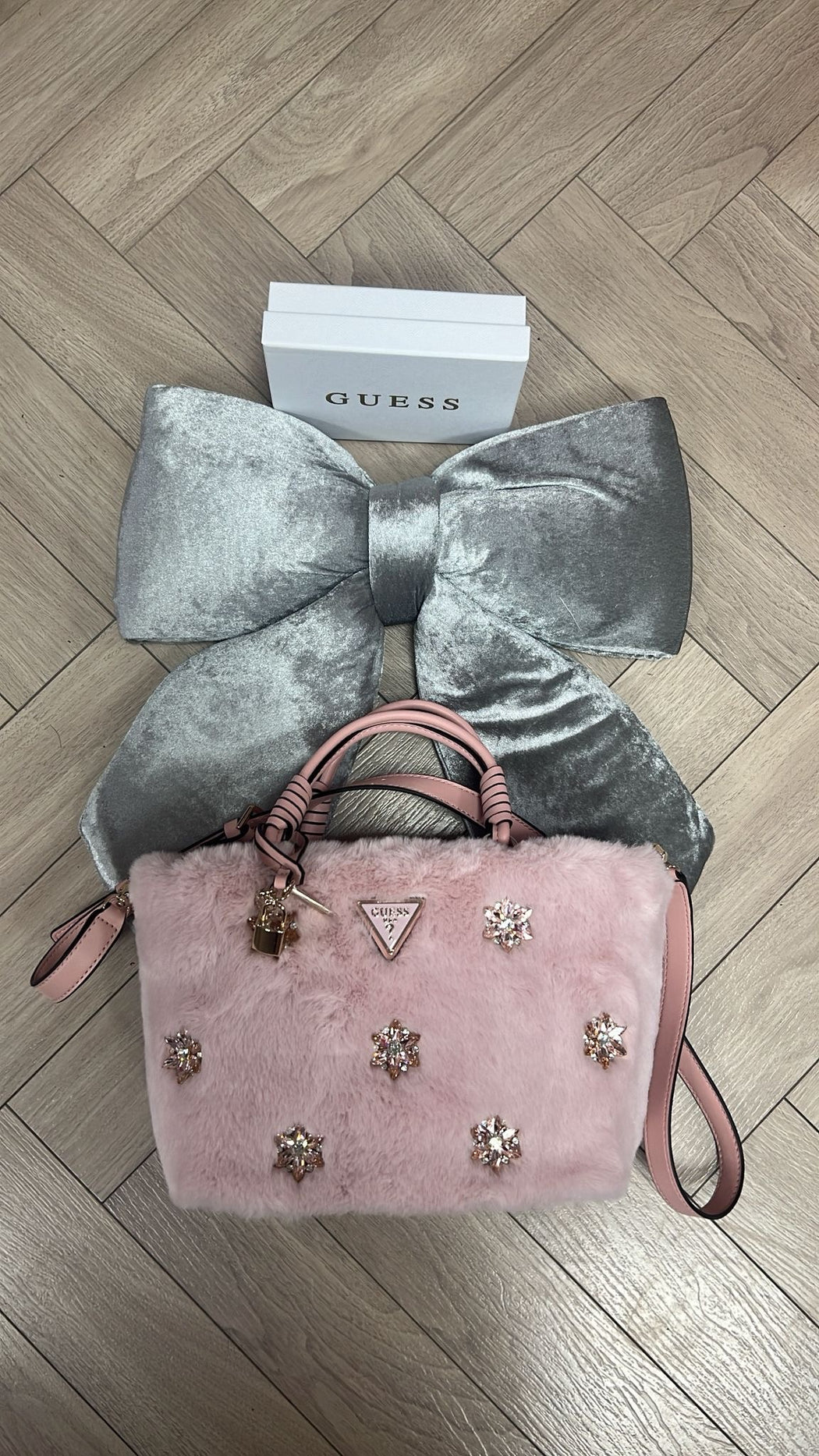 Guess pink rhinestone shaida bag we814322