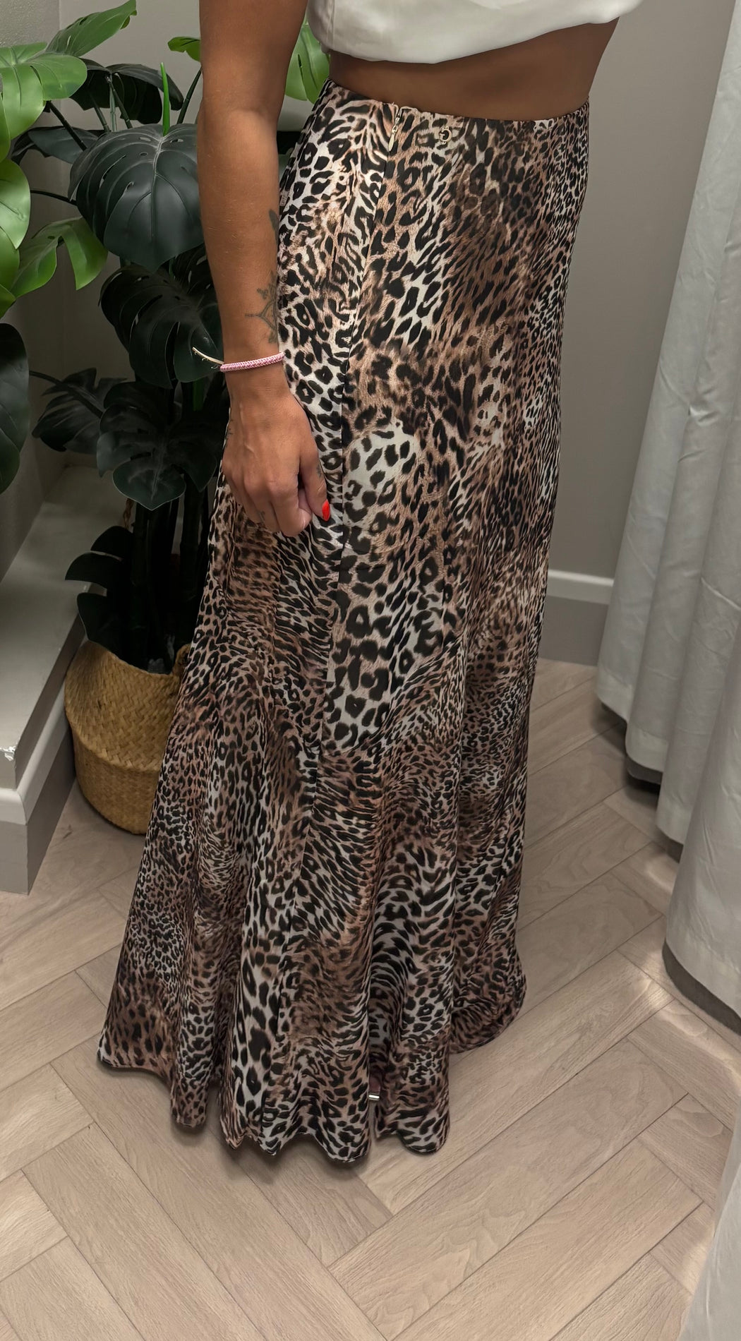 Guess Heloise Long Animal Print Skirt. W6BD24W4248