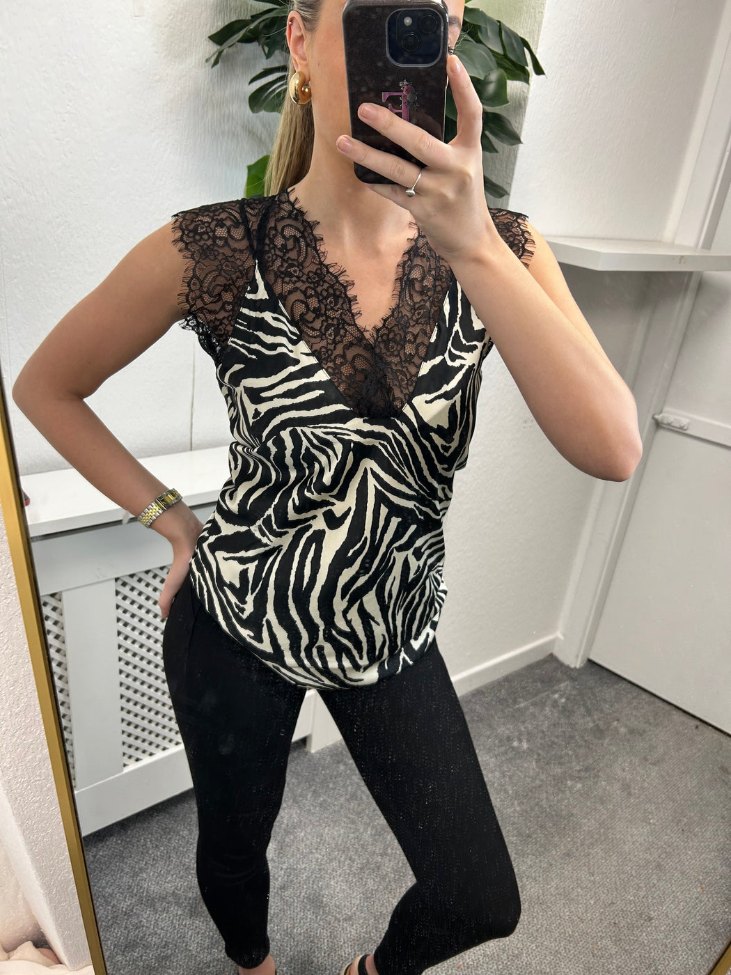 LAUREN ANIMAL PRINT  LACE CAMI TOP