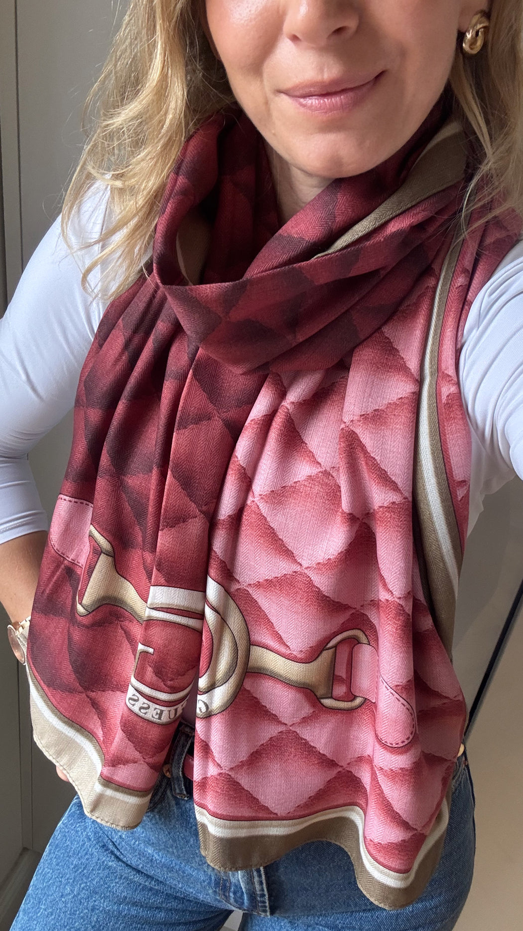 Guess AW5656POL03 - RWO scarf