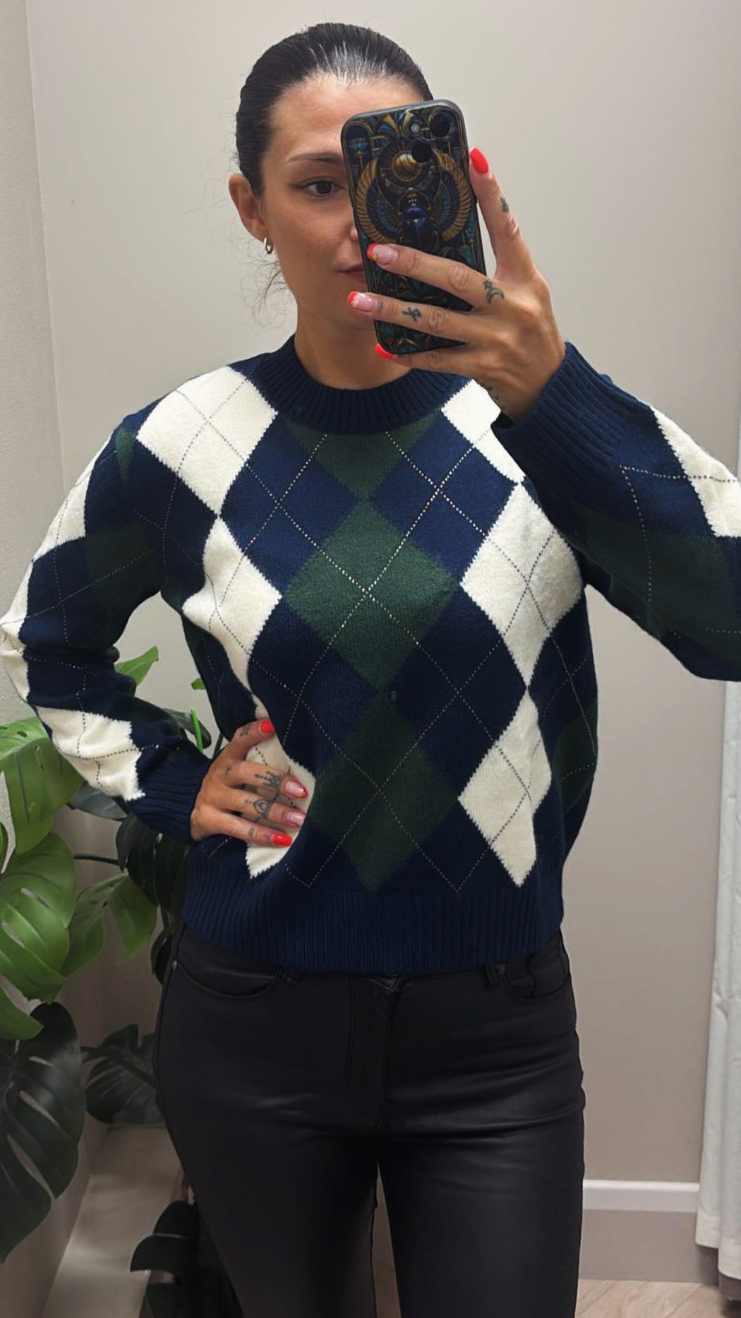 Guess Gracie Argyle Sweater Navy. W6BR48Z1447