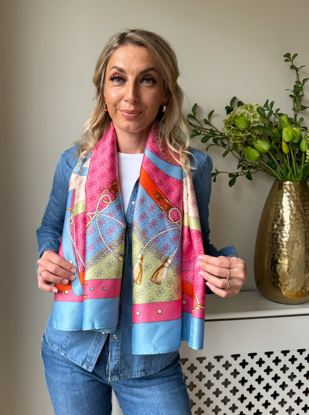 Guess multi colour scarf aw5343pol03-fum
