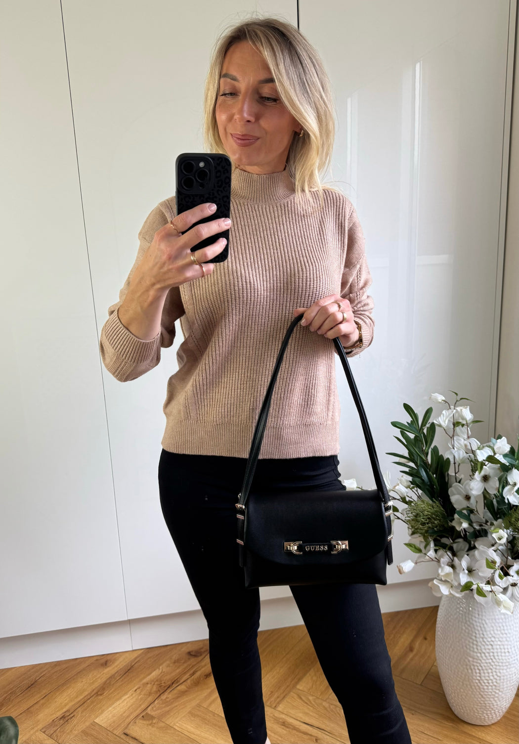 Anastacia beige knit