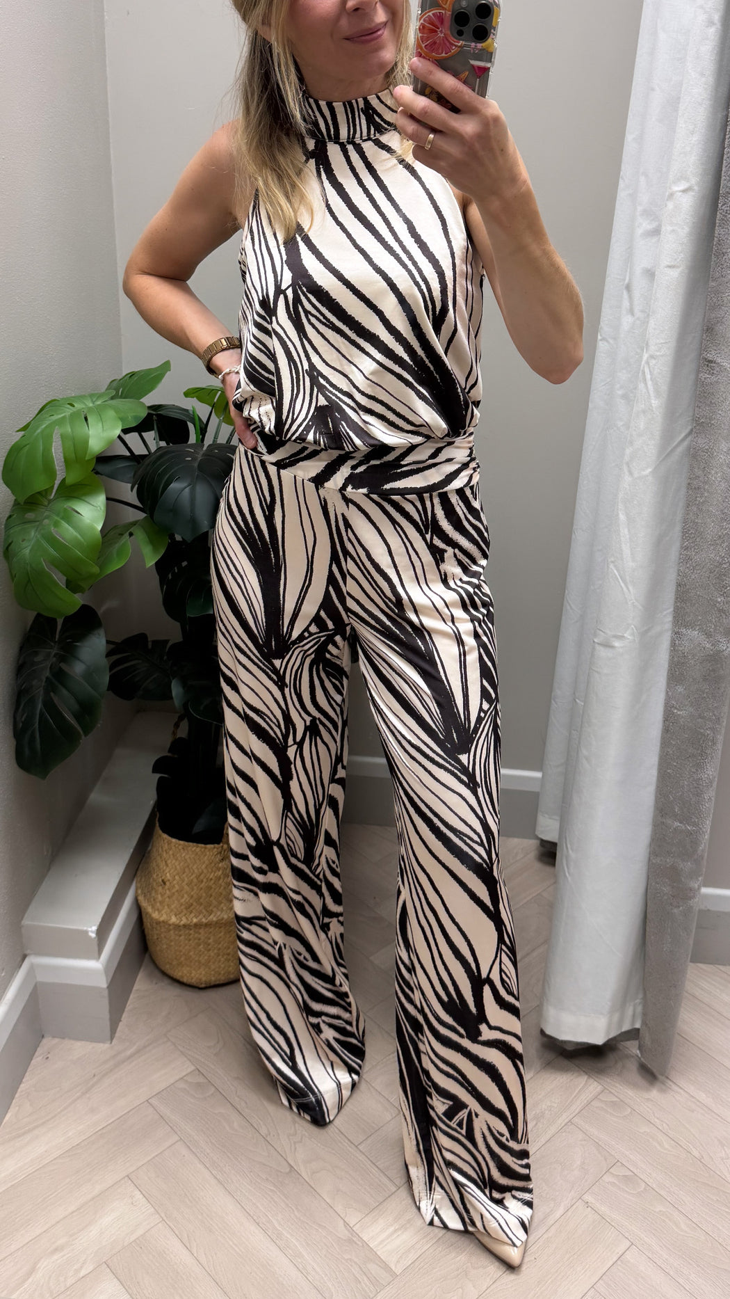 Guess charline  jumpsuit w6gk12k2937- pmic