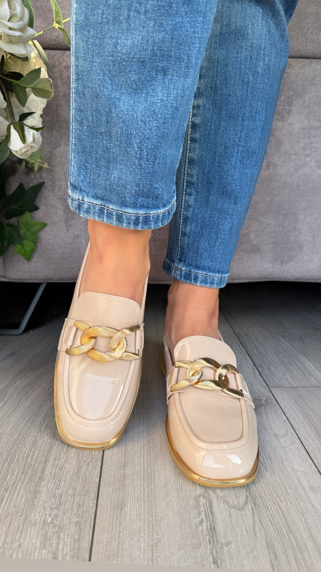 Thames est Blush Loafer