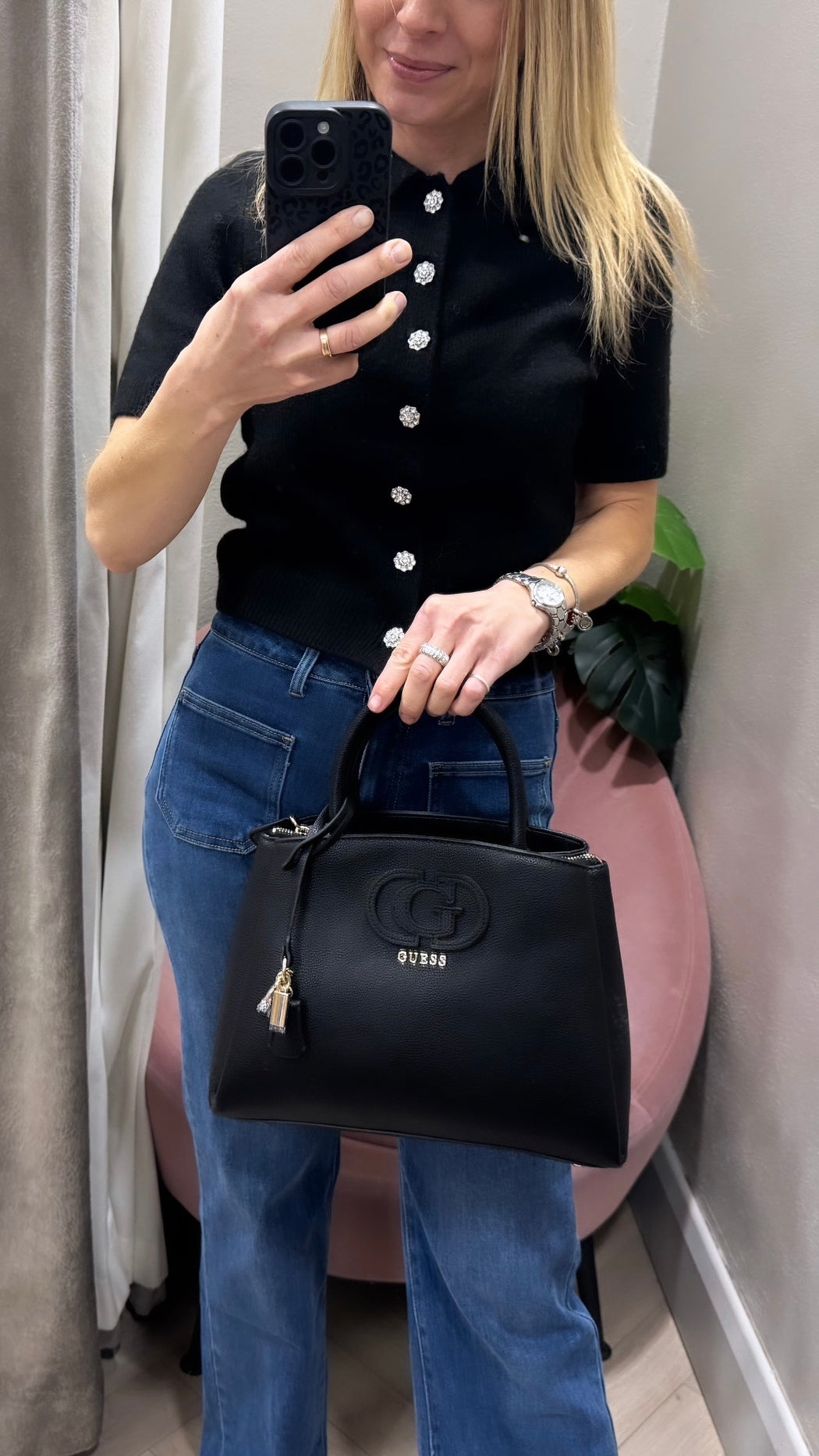 Guess black isola  bag bg990506