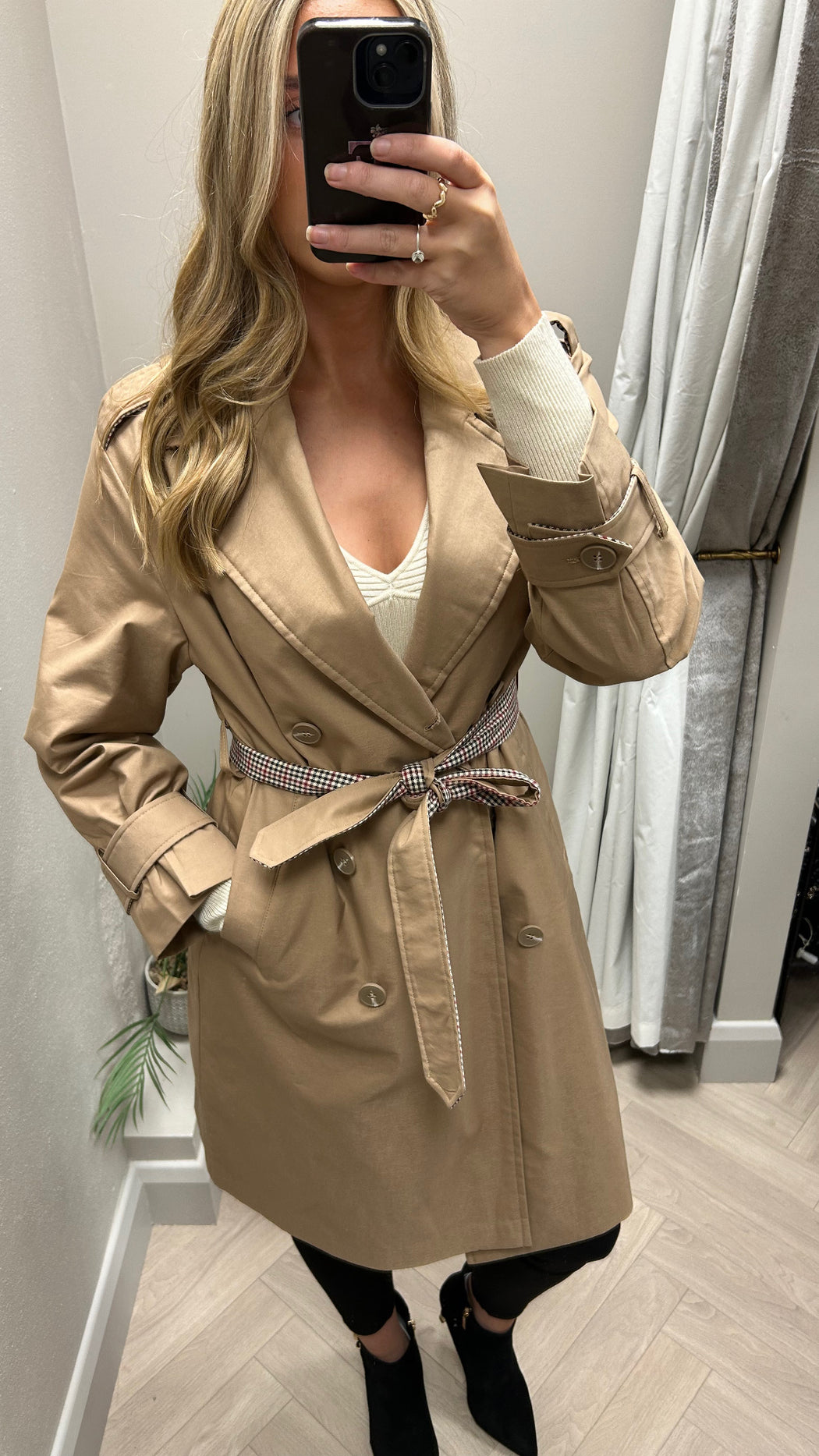 Mega trench camel jacket