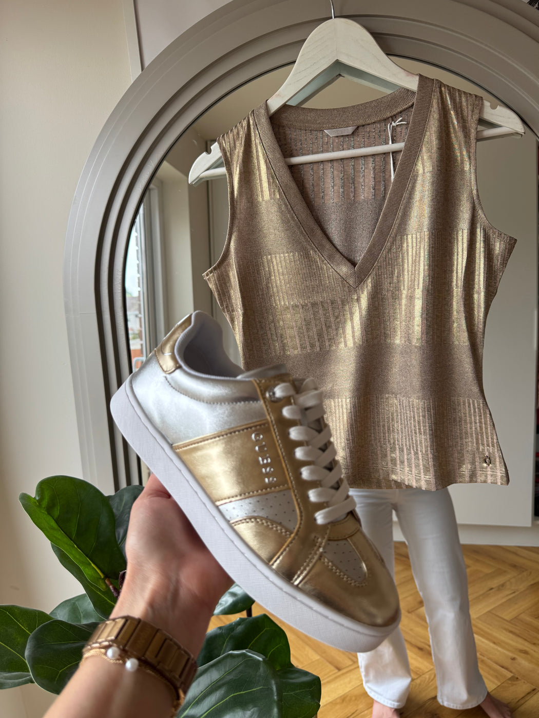 Guess gold  sleeveless top w6rp10kc812- FNJQ