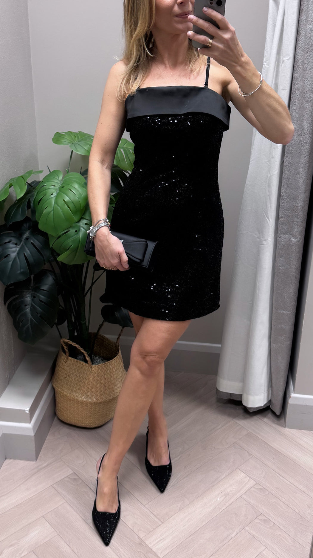 Guess gia mini sequins black dress w6bk45k6923