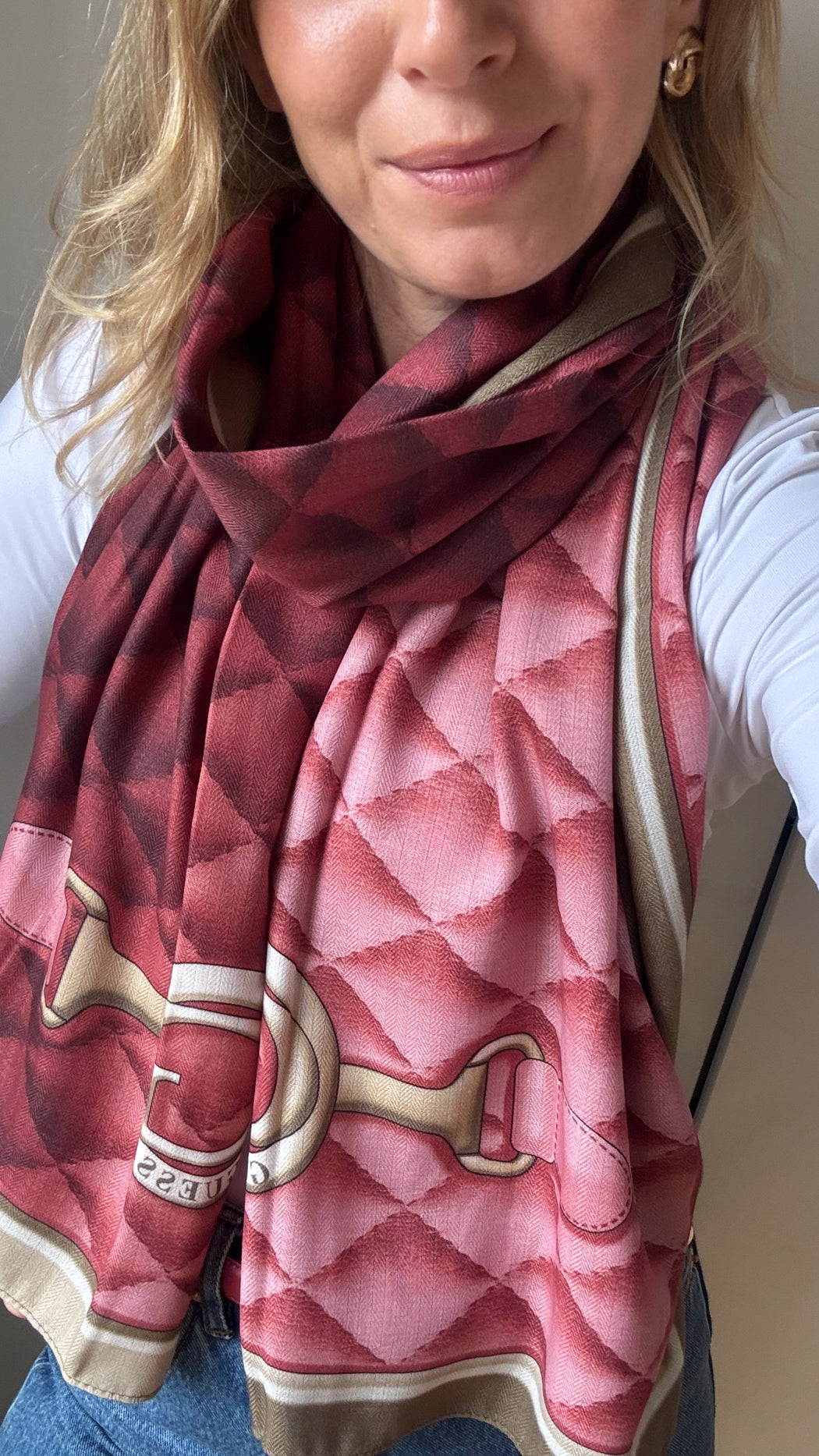 Guess AW5656POL03 - RWO scarf